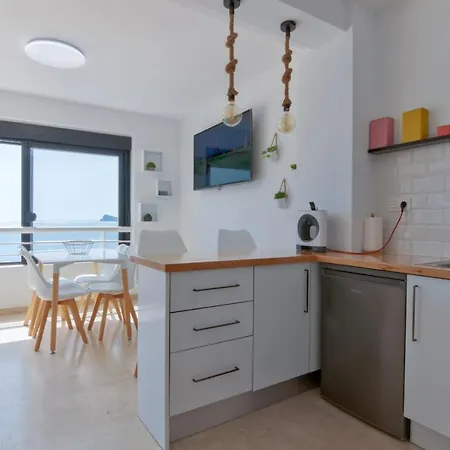 Luminoso En Primera Linea De Playa Appartement Benidorm