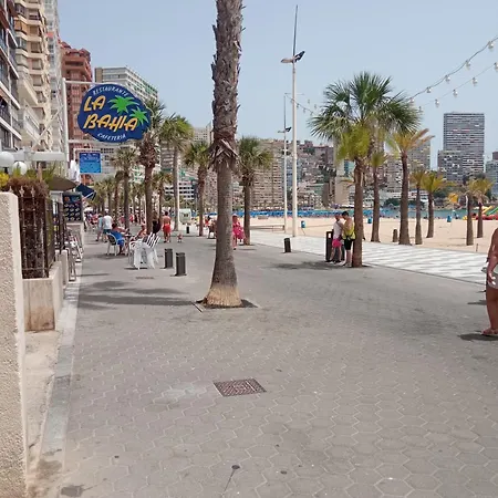 Luminoso En Primera Linea De Playa Appartement Benidorm